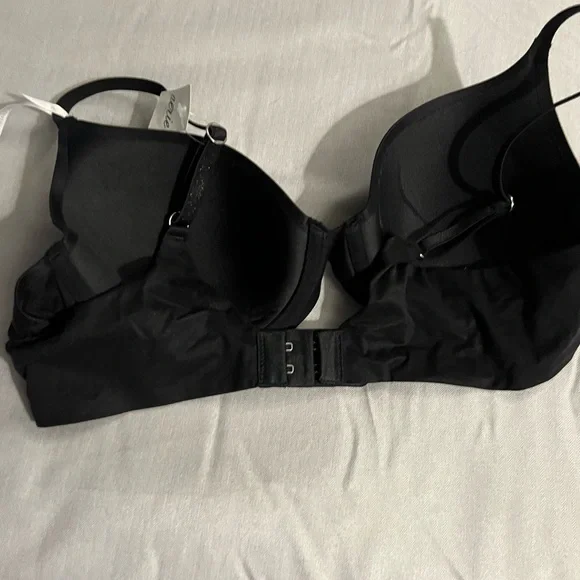 Full coverage bra - Picture 3 of 5